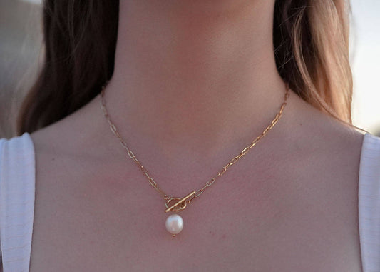 Solstice Pearl Necklace image 1