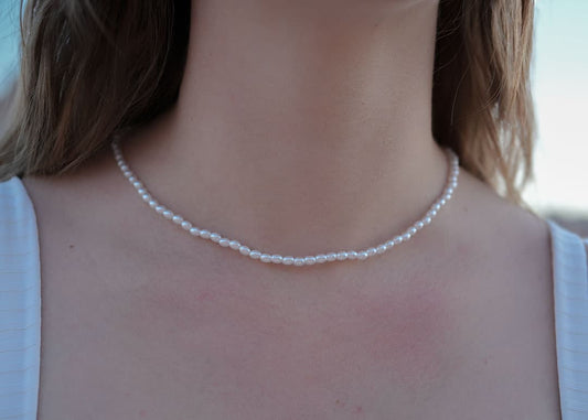 Pearl-Fect Day Necklace image 0
