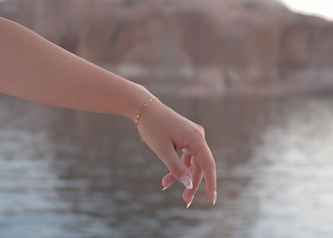 Shimmer Surf Bracelet image 0